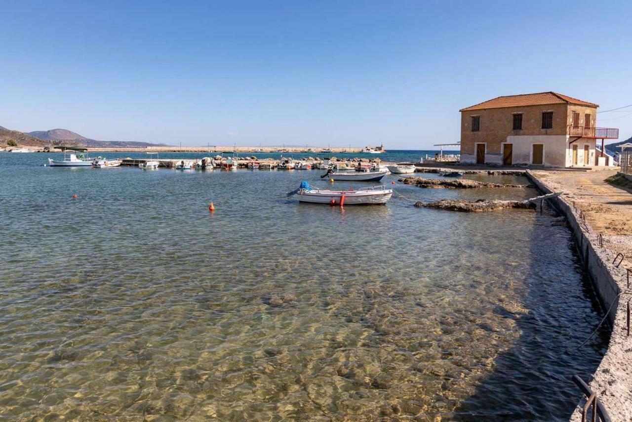 Seaview Flat Steps To The Beach Karavostasi  Exterior foto